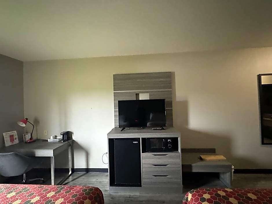 Econo Lodge Inn & Suites North Little Rock