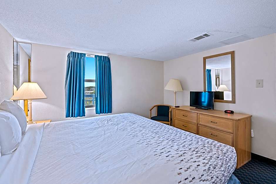 Yachtsman Oceanfront Resort – Myrtle Beach, SC