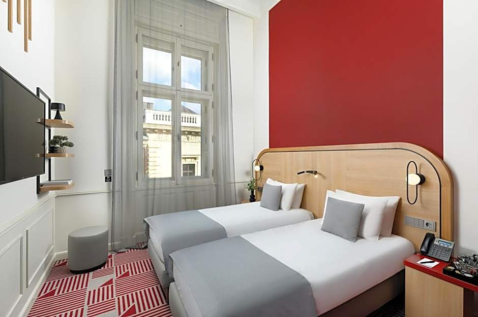 Hotel Oktogon Haggenmacher by Continental Group