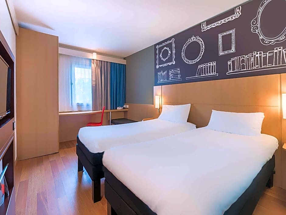 Ibis Warszawa Ostrobramska