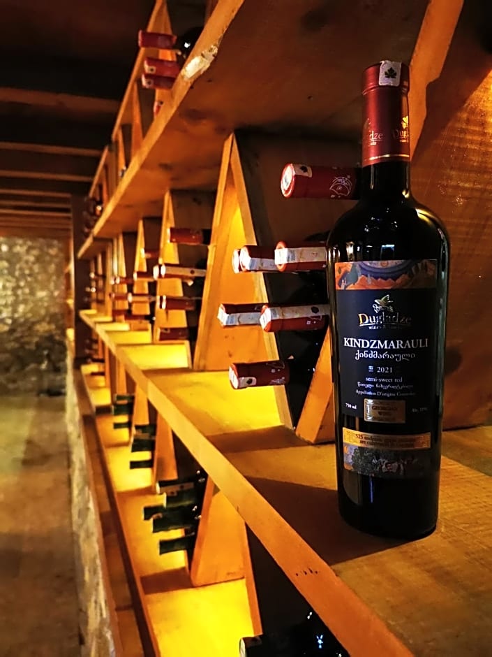 KARAÜZÜMLER KONAĞI