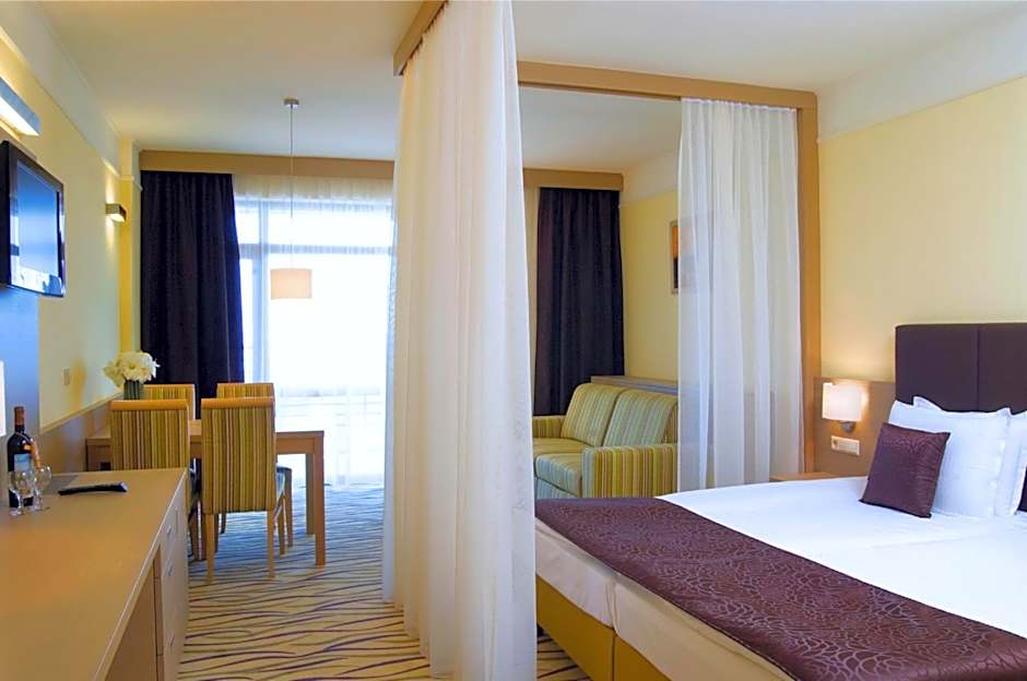 Flamingo Grand Hotel & Spa