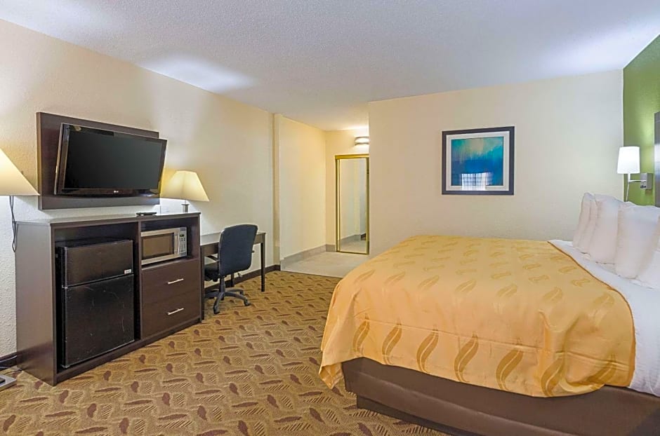 Quality Inn Roanoke-Tanglewood