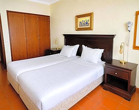 One-Bedroom Apartment with Land View (2 Adults)
