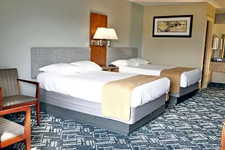 Deluxe Two Double Beds - Non-Smoking