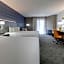 Comfort Inn & Suites At Dollywood Lane