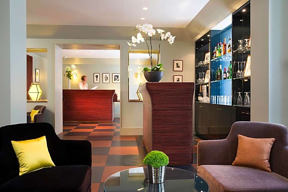 A La Villa des Artistes