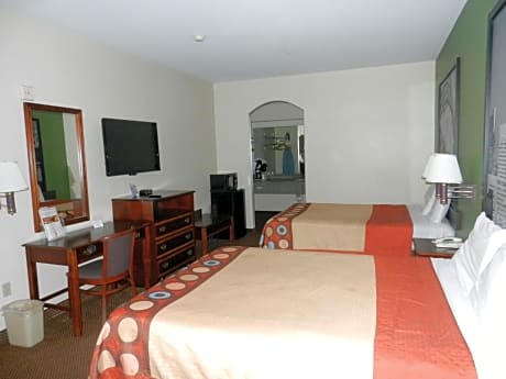 Queen Room with Two Queen Beds - Non-Smoking