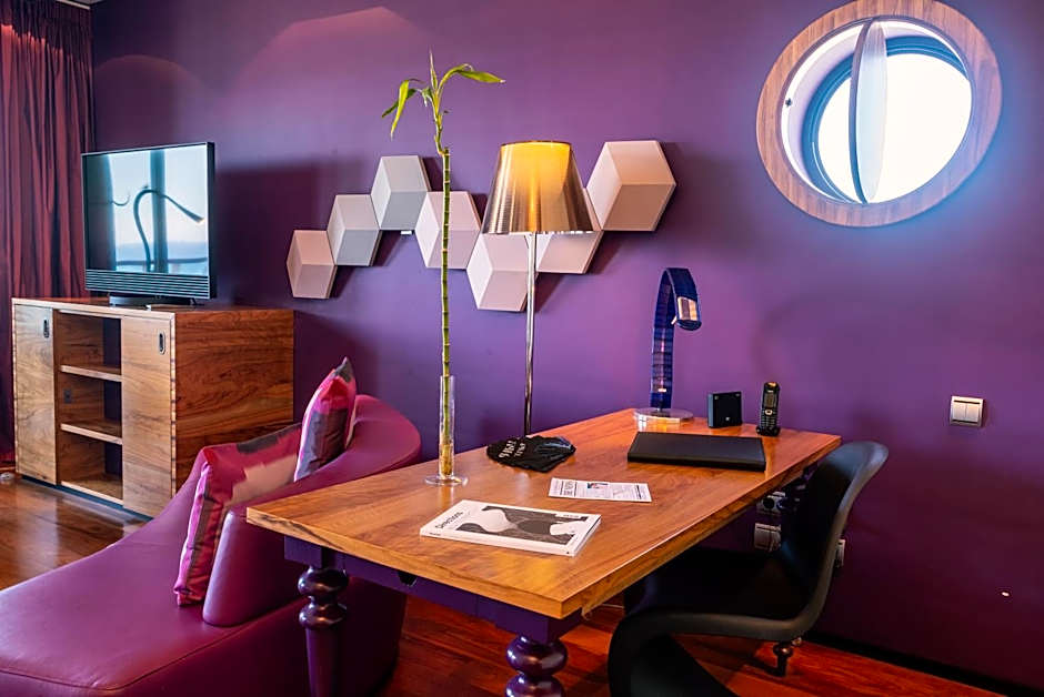 Bohemia Suites & Spa - Adults Only