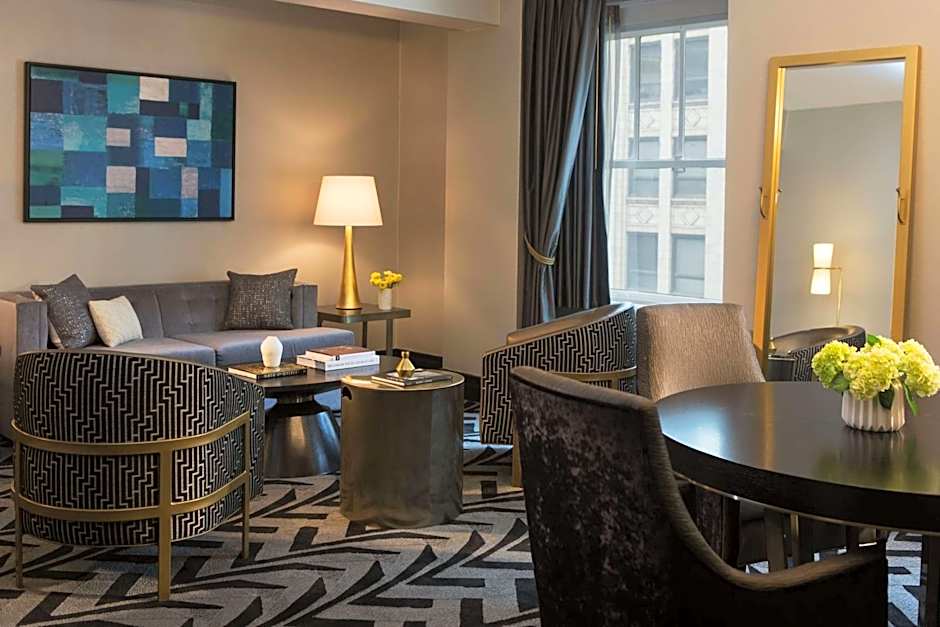 The Allegro Royal Sonesta Hotel Chicago Loop