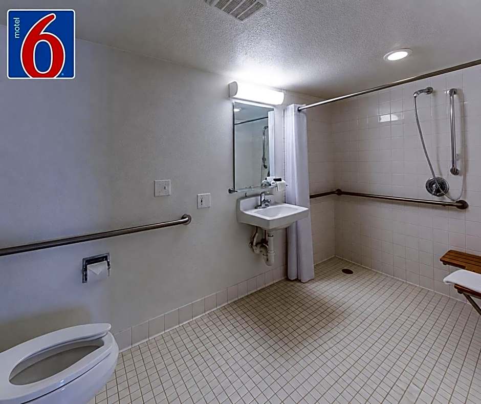 Motel 6-Yreka, CA