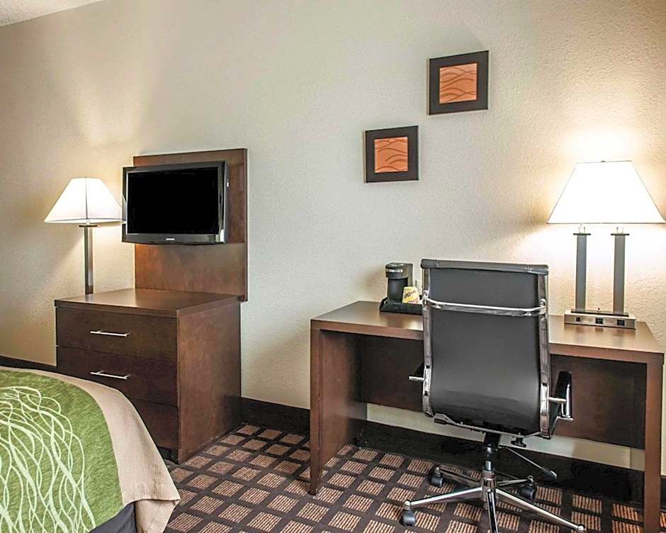 Baymont by Wyndham Richmond I-70