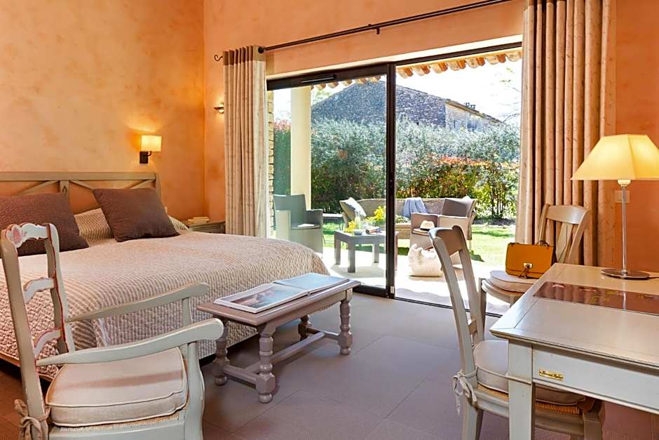 Hôtel Carcarille Restaurant Le C