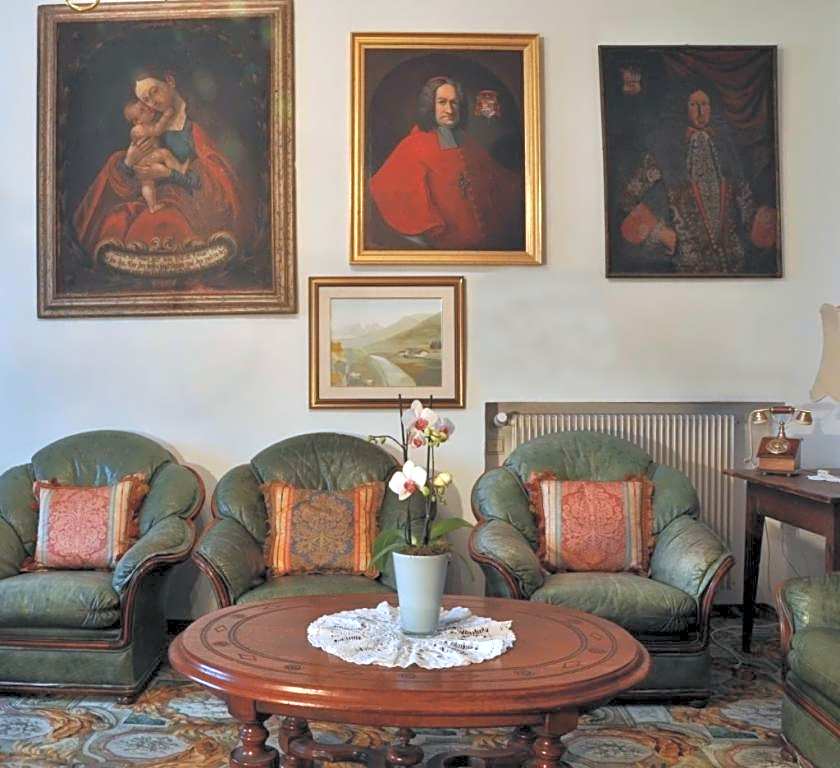 Hotel Ansitz Kandelburg