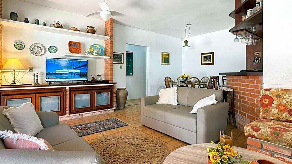 Casa Aconchegante a 100 metros da praia - NDI006