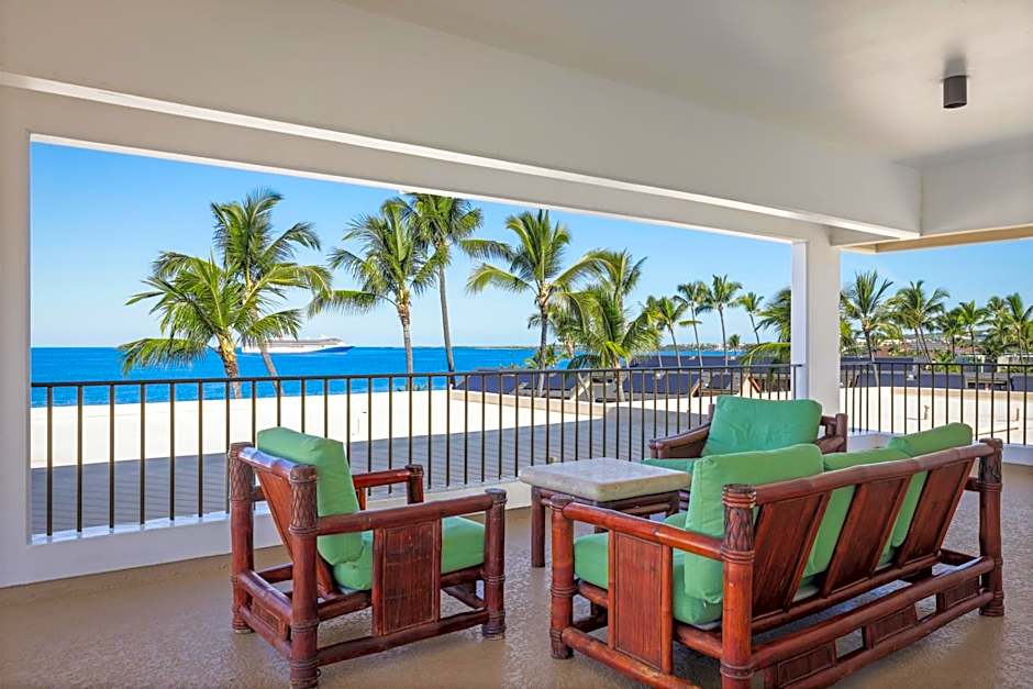Royal Sea Cliff Kona By Outrigger