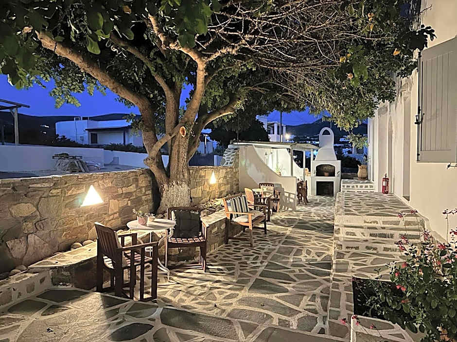 Anixis Studios Aliki Paros