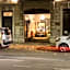 The Leoncino Hotel