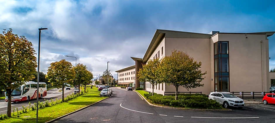 McWilliam Park Hotel