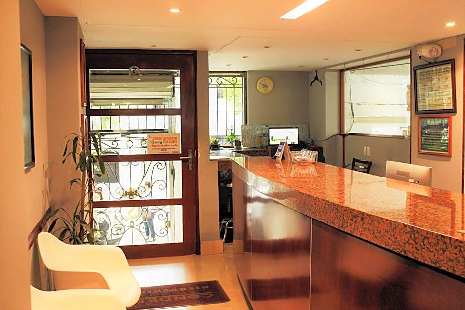 Condesa Suites