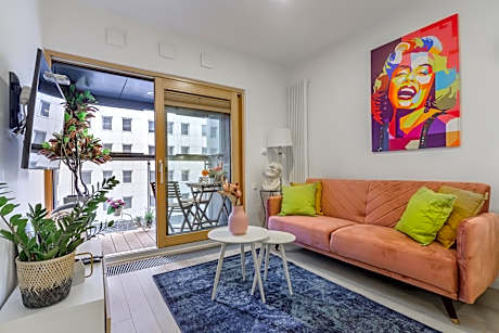 Lumina I Design 2-room Apartments I Parking I Balcony I Mennica Residence