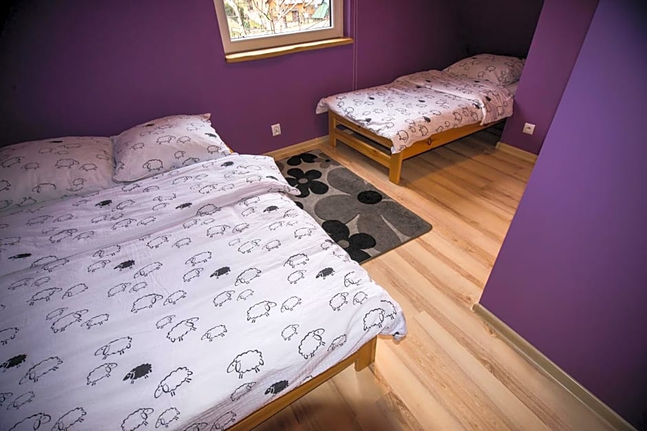 Domki nad rozlewiskiem