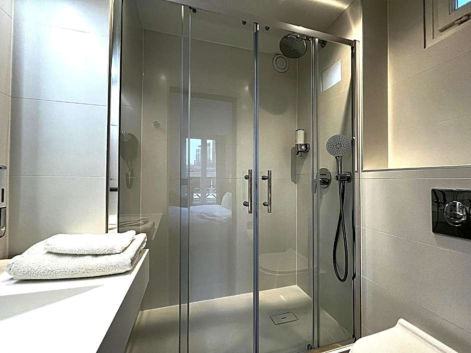 Paris Saint Cloud Hôtel