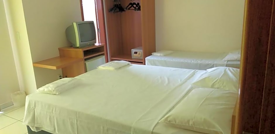 Hotel golden dolphin grand hotel 111