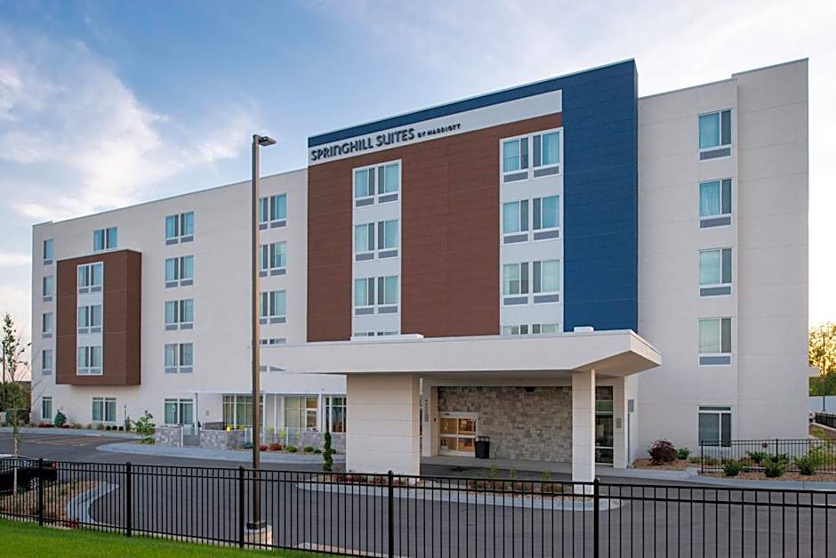 SpringHill Suites by Marriott Kansas City North