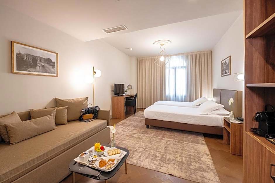 Porta Altinia Suites