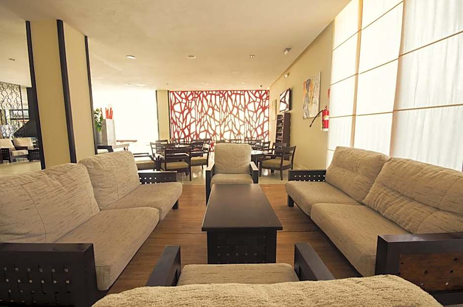 azuLine Hotel Pacific