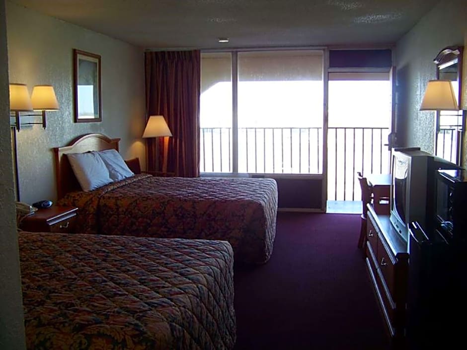Travelers Inn and Suites