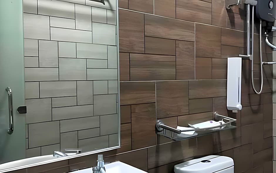 D'metro Hotel