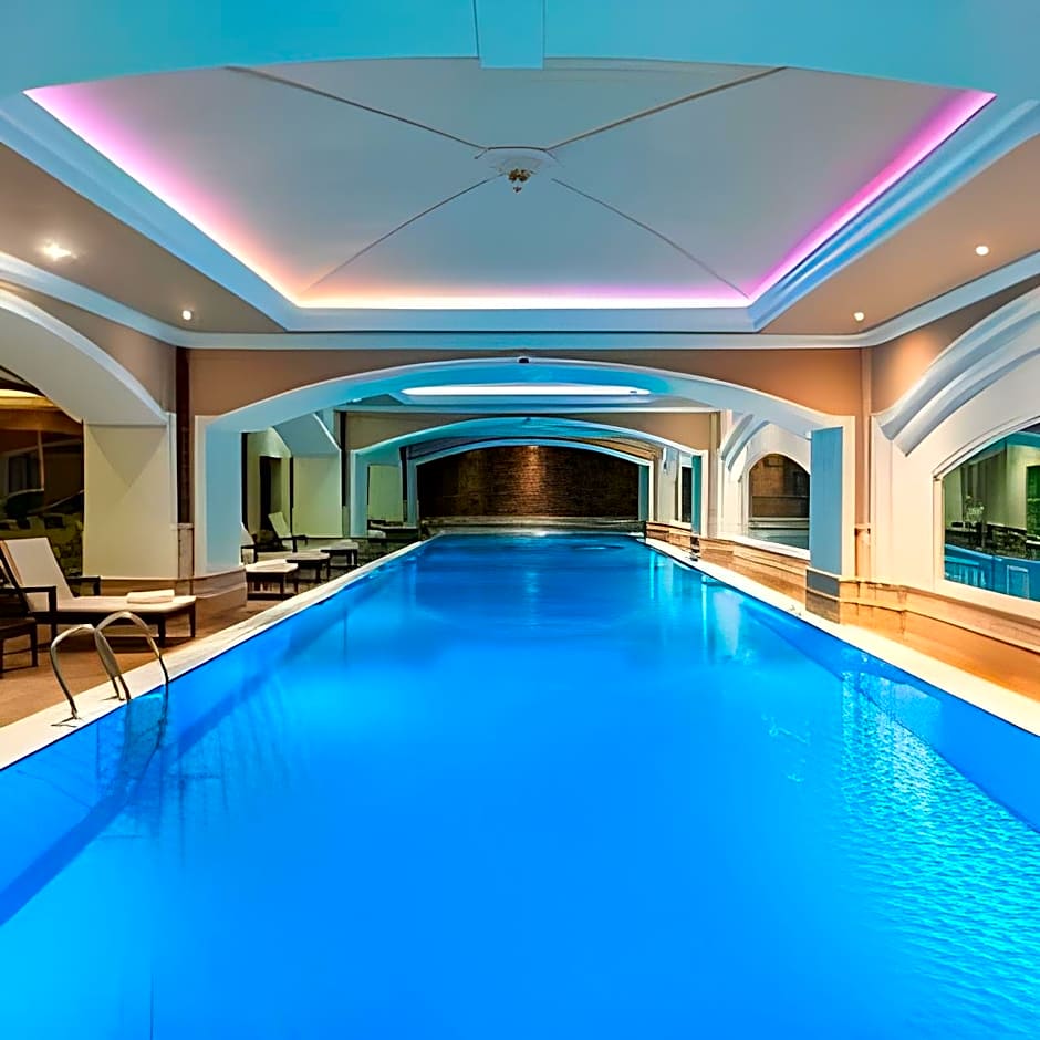 Elite World Van Hotel