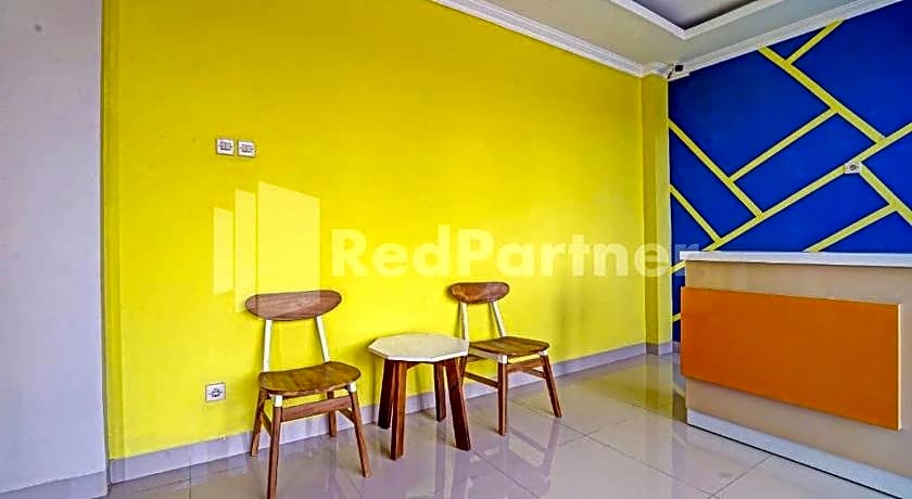 Hotel Andono near YIA Mitra RedDoorz