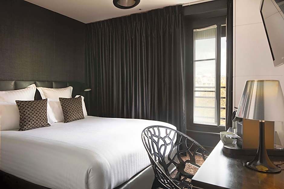 First Hotel Paris Tour Eiffel