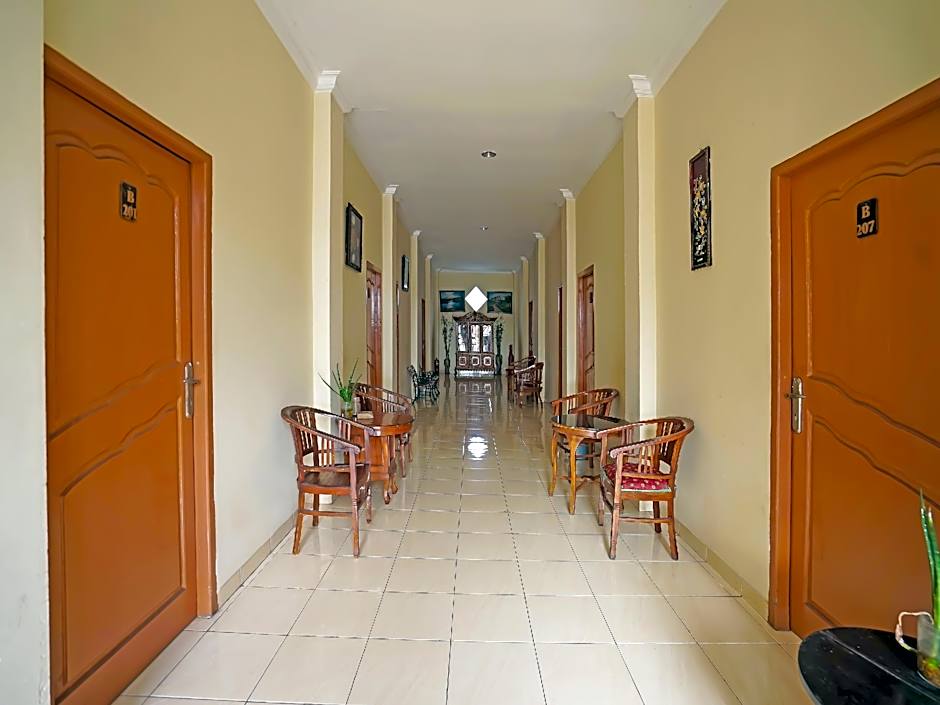 Hotel O Wisma Empat Lima Syariah