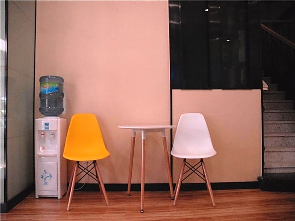 Shell Wuhan University of Wuhan Hotel