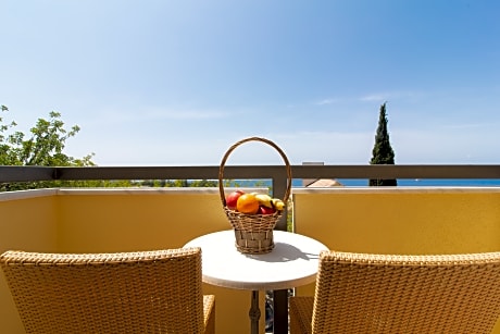 Standard depandance room annex