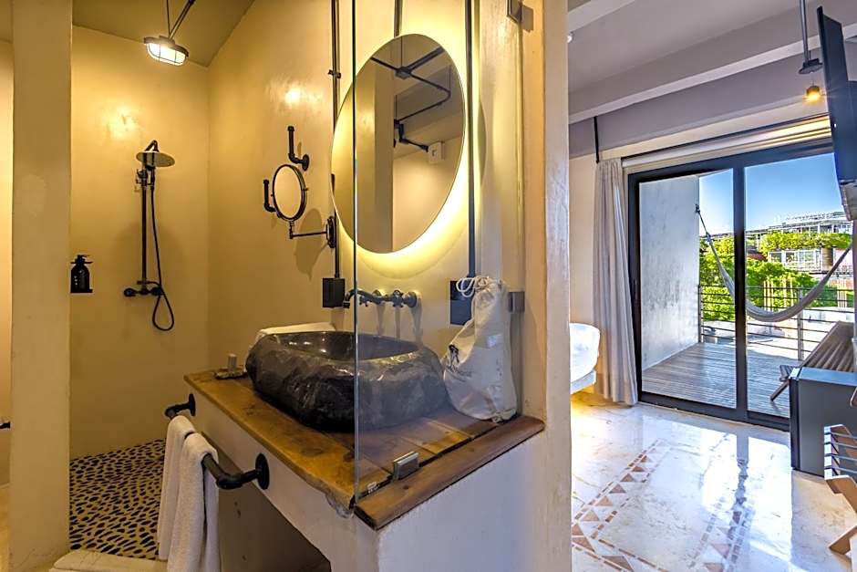 Caribbean Paradise Boutique Hotel