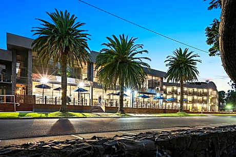 North Pier Hotel