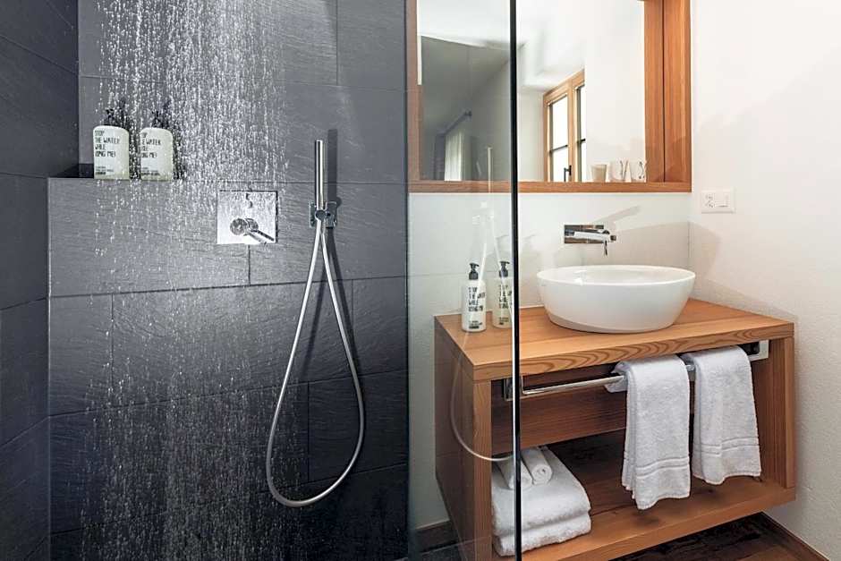 Conrad's Mountain Lodge