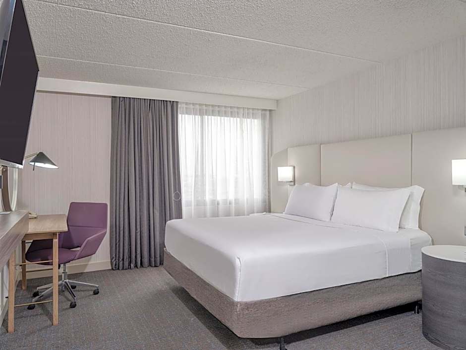 Crowne Plaza Indianapolis-Airport By IHG