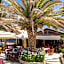 Angela Beach Hotel & Apts