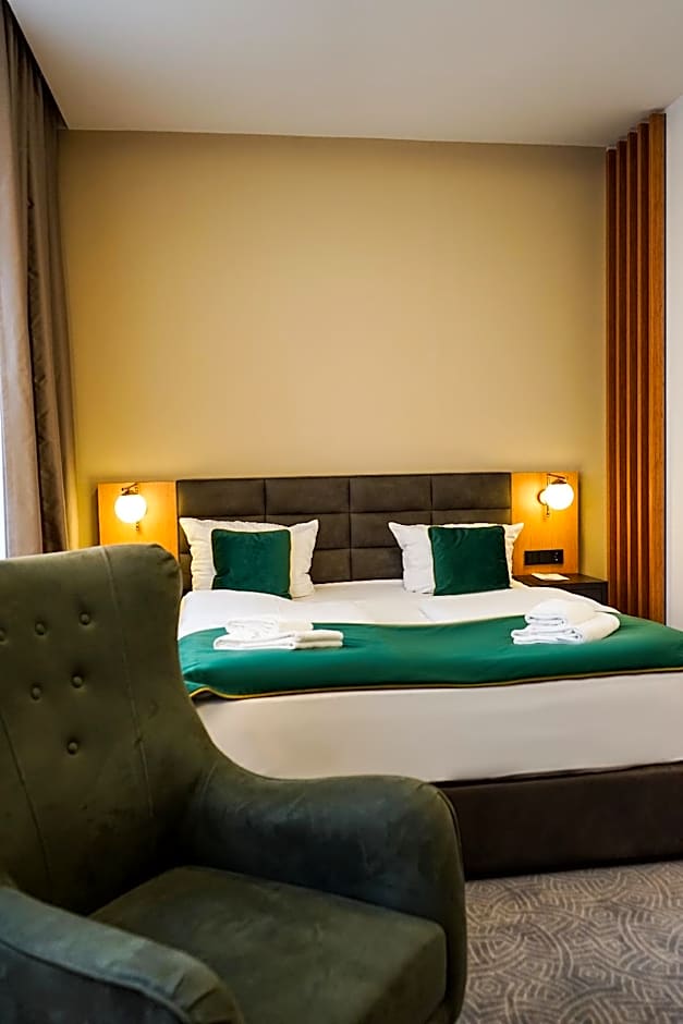 M-Pire Hotel