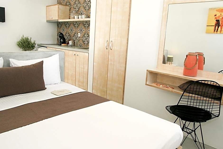 Anatoli Luxury Studios & Suites