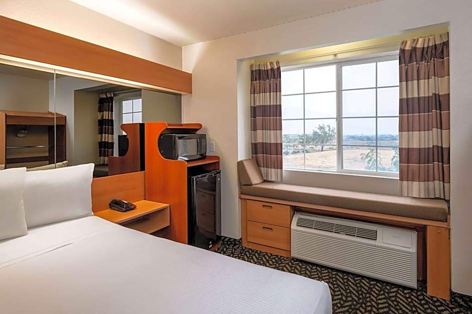 Microtel Inn & Suites By Wyndham Salt Lake City Airport