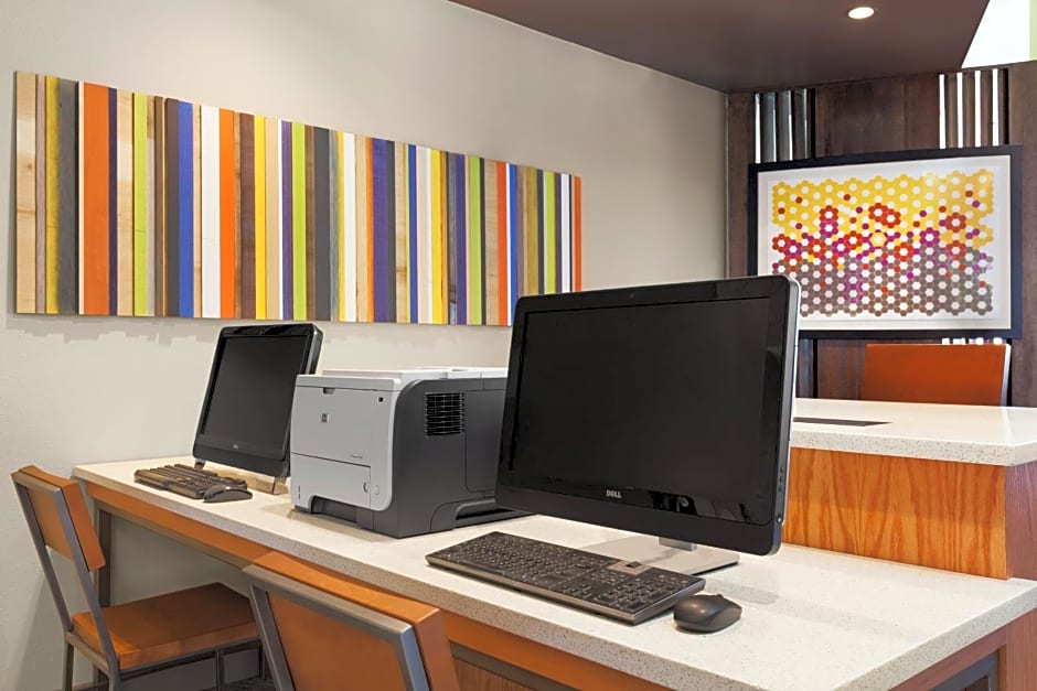 Holiday Inn Express & Suites Edinburg- Mcallen Area, an IHG Hotel