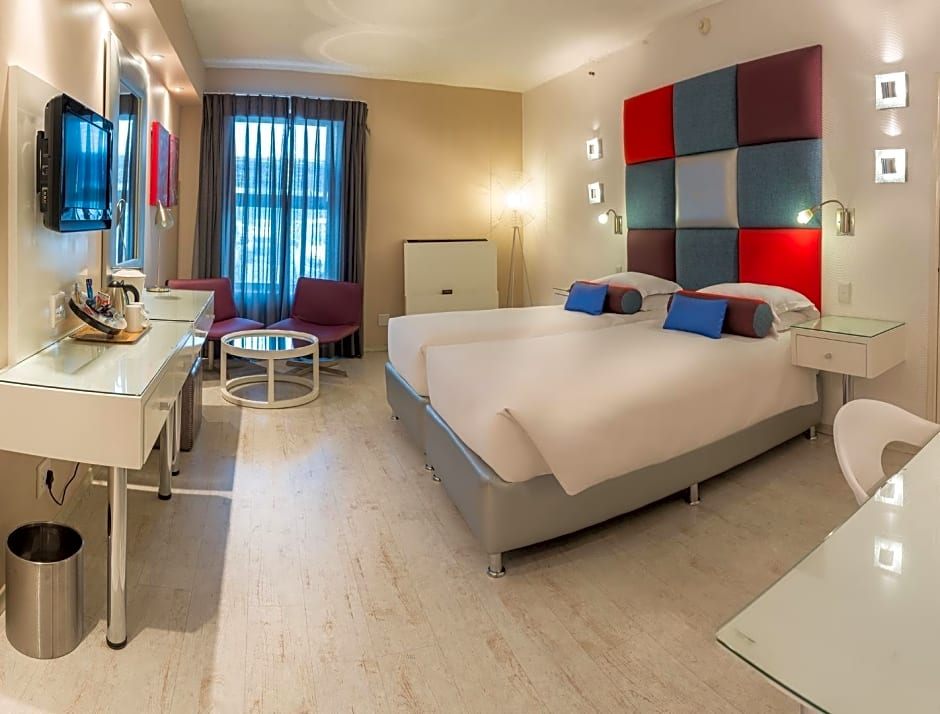 Peermont Metcourt Suites at Emperors Palace Johannesburg