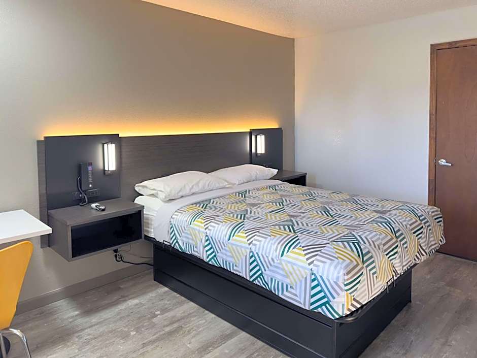 Motel 6-Dyersburg, TN